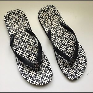Black Tory Burch Flip flops